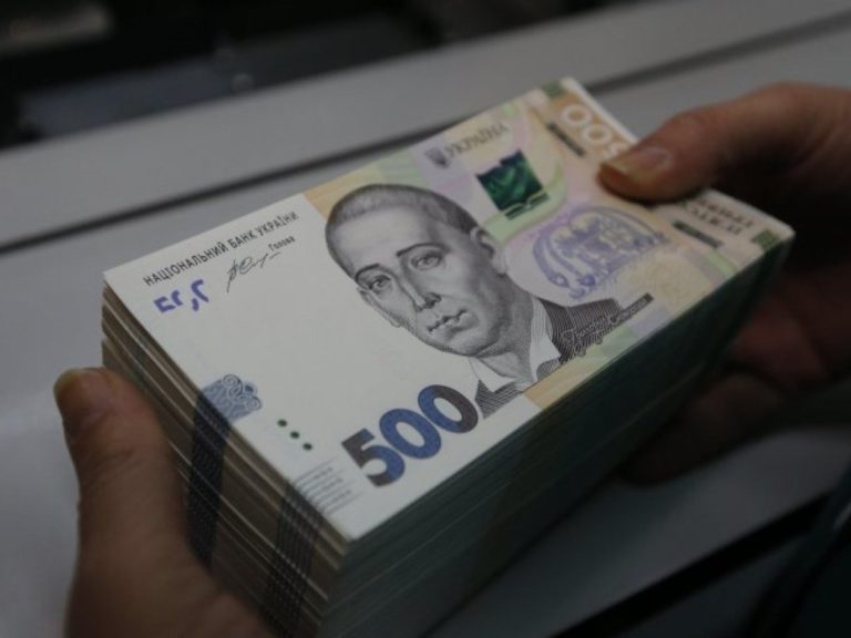 Több mint egyharmadban a nemzetközi segélyek fedezik Ukrajna költségvetési kiadásait