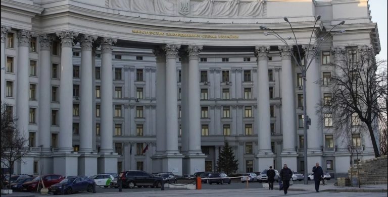 Ukrán reagálás a volhíniai tragédiáról szóló új lengyel parlamenti határozatra