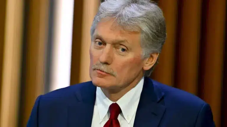 Peszkov: Oroszország csak akkor vet be atomfegyvert, ha a puszta léte forog kockán