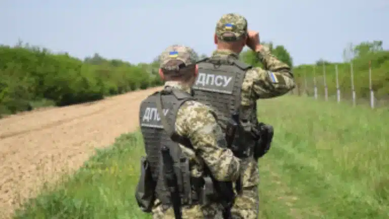 Egy ukrán dezertőr 17 ezer dollárért menekítette a hadköteleseket