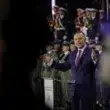 Zelenszkij a lengyel elnök lépéseit Orbán Viktor politikájához hasonlította