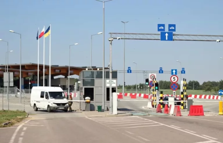 Egyre több külföldi utazik Ukrajnába, de a munkaerőhiányt még nem ők oldják meg