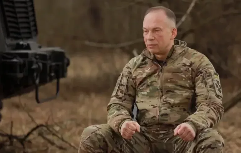 Menesztették Szirszkijt: Mihajlo Drapatyij az ukrán fegyveres erők új főparancsnoka