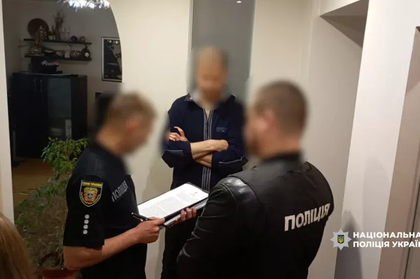 Ukrán rendőrség Eszkulap akció – katonai orvosi bizottság tagainál lefoglalt készpénz és dokumentumok