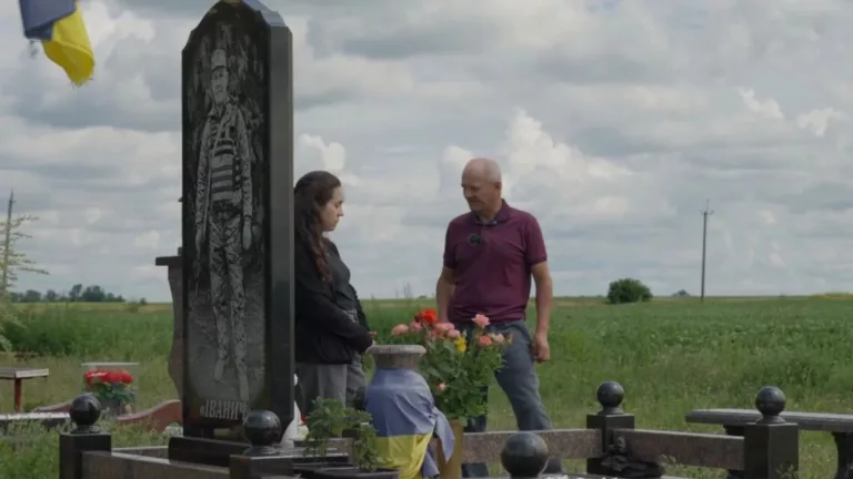 A 155. gépesített dandár volt parancsnoka ellen indult hajtóvadászat a Kijev megyei kettős gyilkosság ügyében