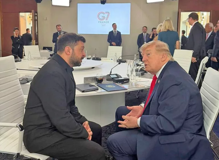 Vonakodva utazik Donald Trump az ankarai NATO-csúcsra, de Zelenszkijjel külön is tárgyal