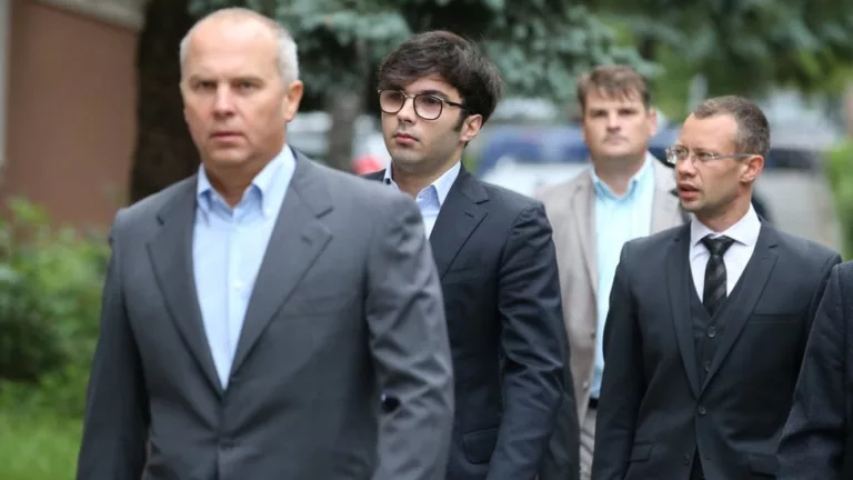 Kiváltságos körülmények között szolgált a megosztó ukrán politikus fia a seregben